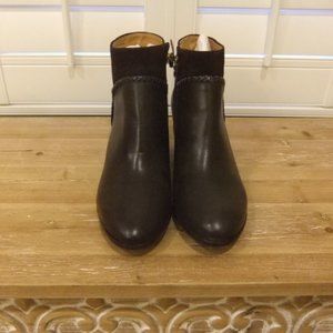 JACK ROGERS "CHANDLER" WOMENS LEATHER BOOTIE-SZ 10M